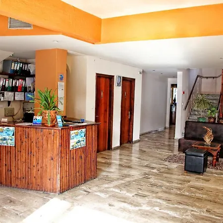 Mira Mare Hotel 2*