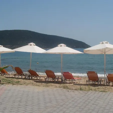 Mira Mare Hotel 2*