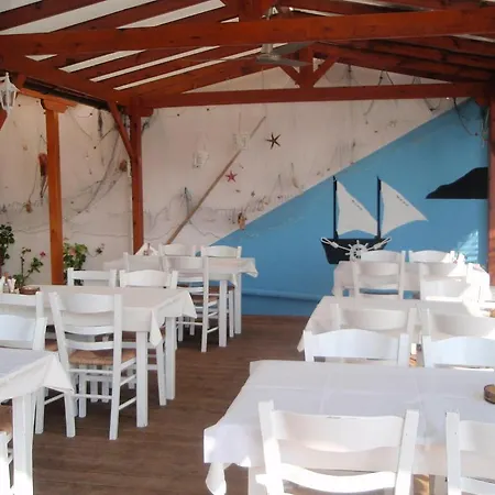 Mira Mare Hotel 2*