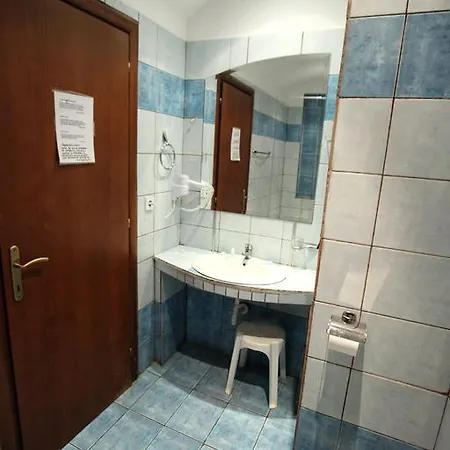 Mira Mare Hotell 2*